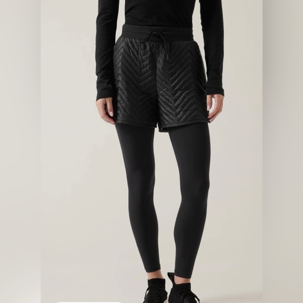 Athleta Apres Quilted Ski Shorts in Black